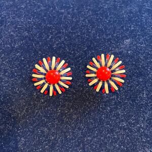 Vintage 1960s Patriotic Red White & Blue Enameled Flower Earrings‎ Clip-On